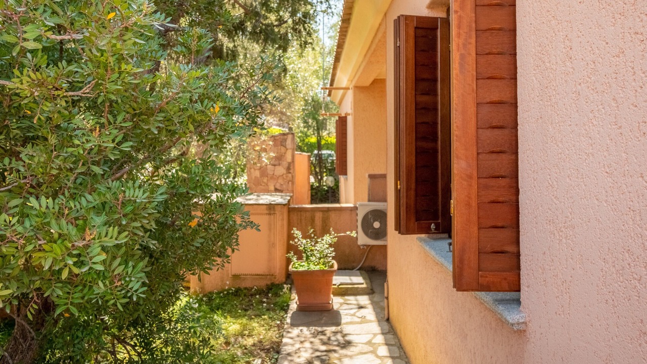 Photo of Outdoor in San Teodoro City Centre