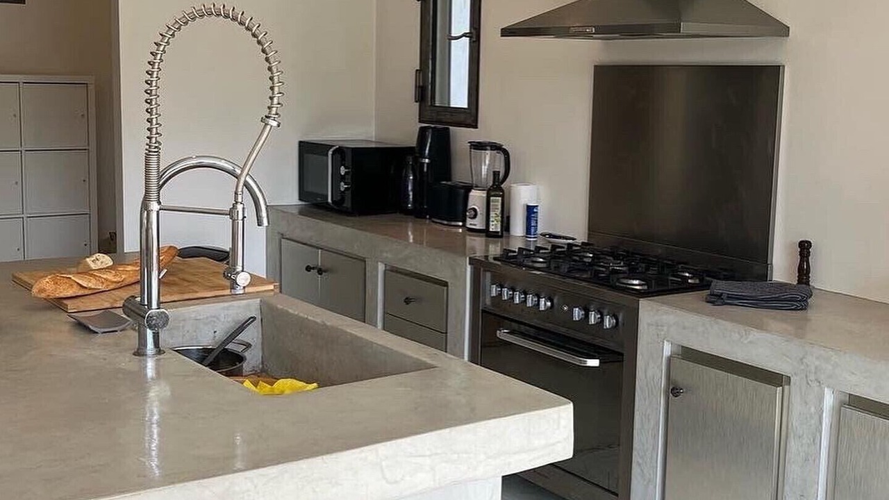 Photo of Kitchen in St.-Remy-de-Provence