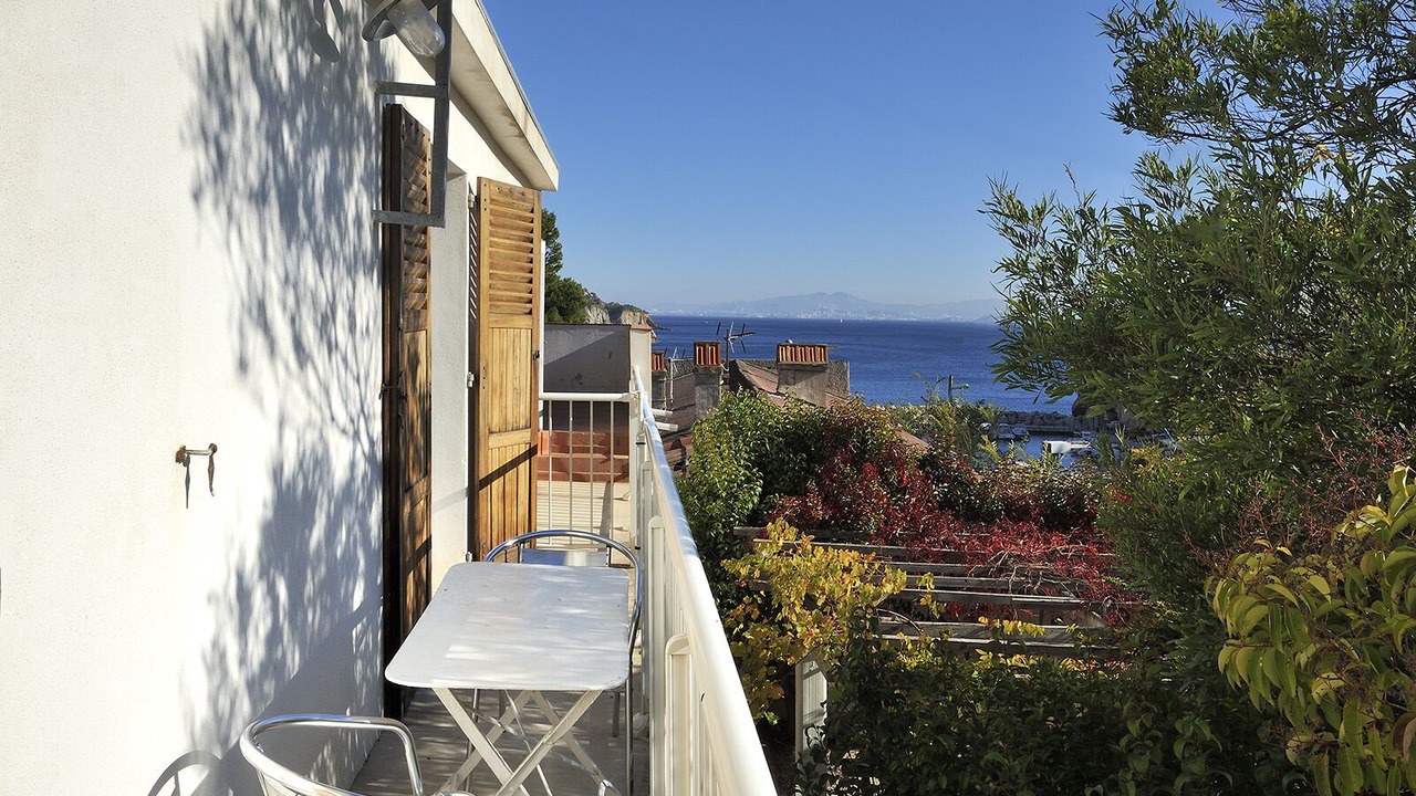 Photo of Outdoor in Ensues-la-Redonne