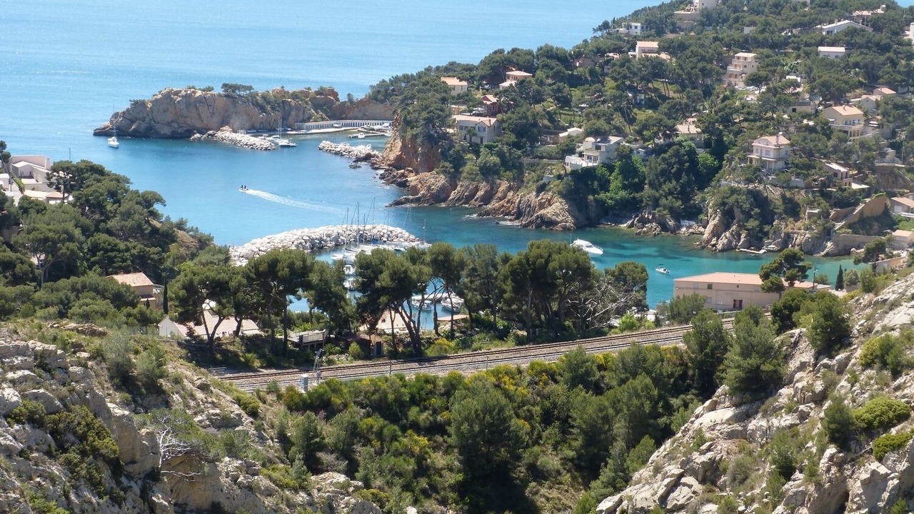 Photo of Outdoor in Ensues-la-Redonne