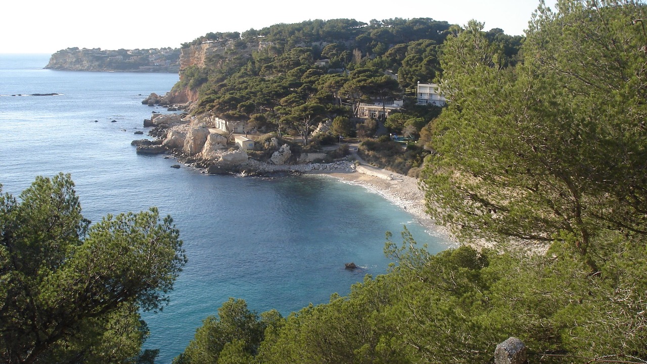 Photo of Others in Ensues-la-Redonne