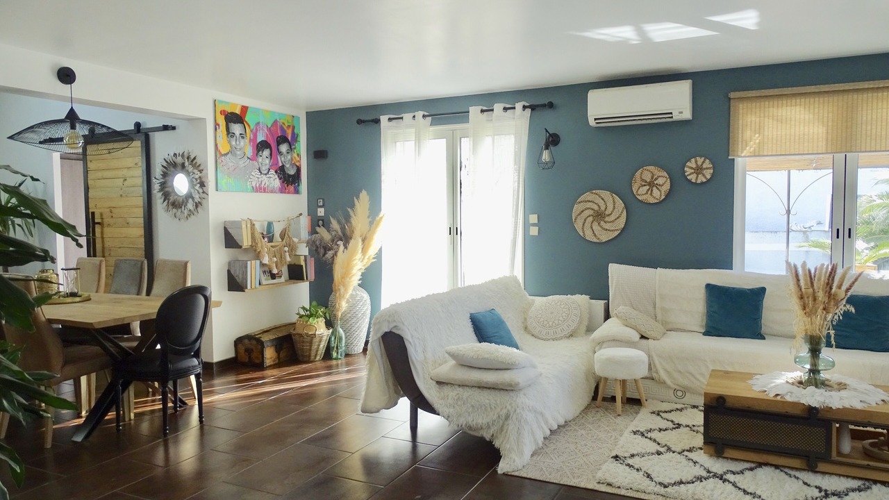 Photo of Livingroom in Lamanon