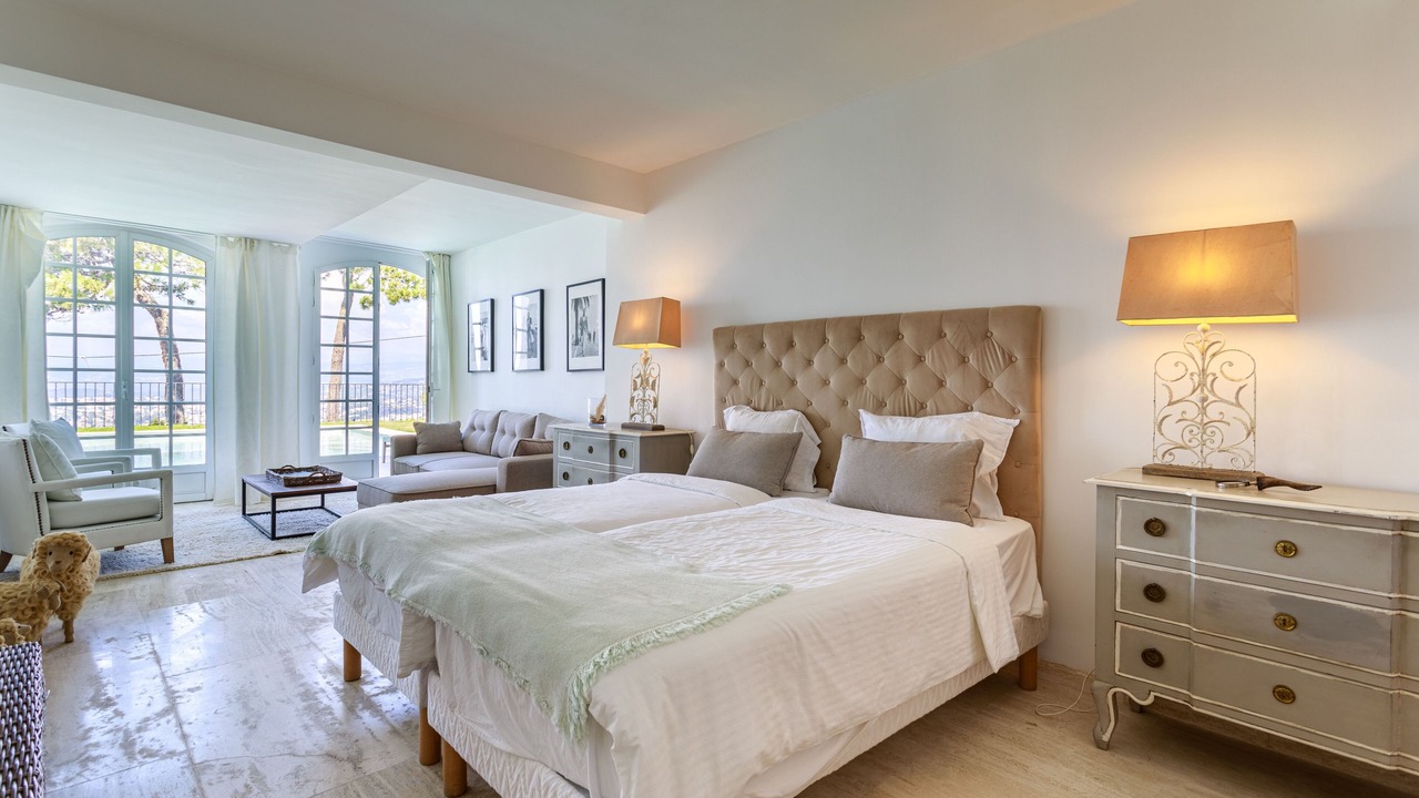Photo of Bedroom in California - Pezou