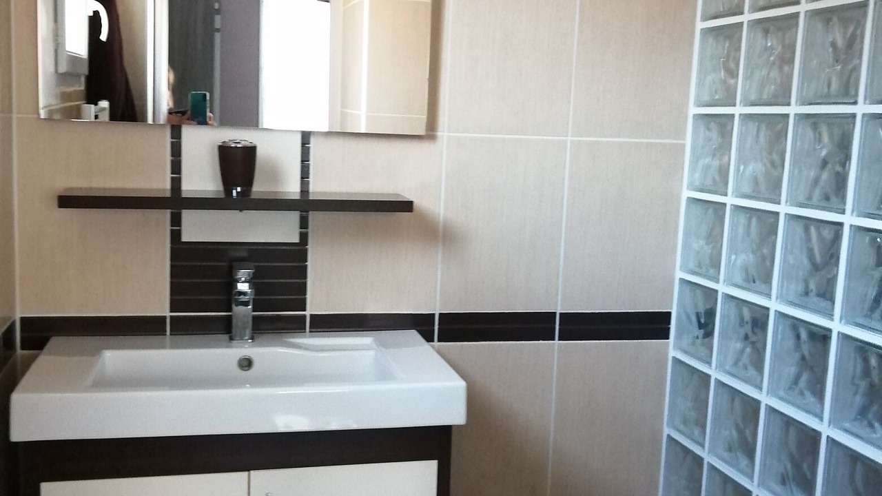 Photo of Bathroom in Valros