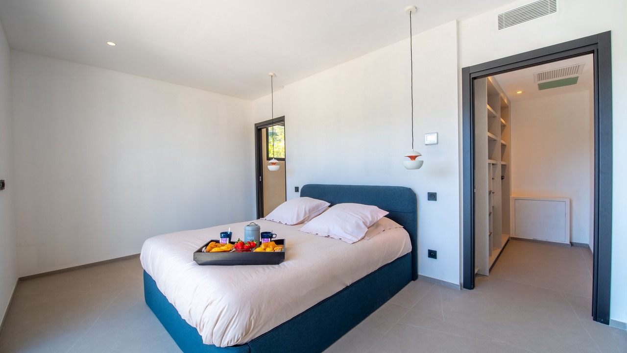 Photo of Bedroom in Cavalaire-sur-Mer