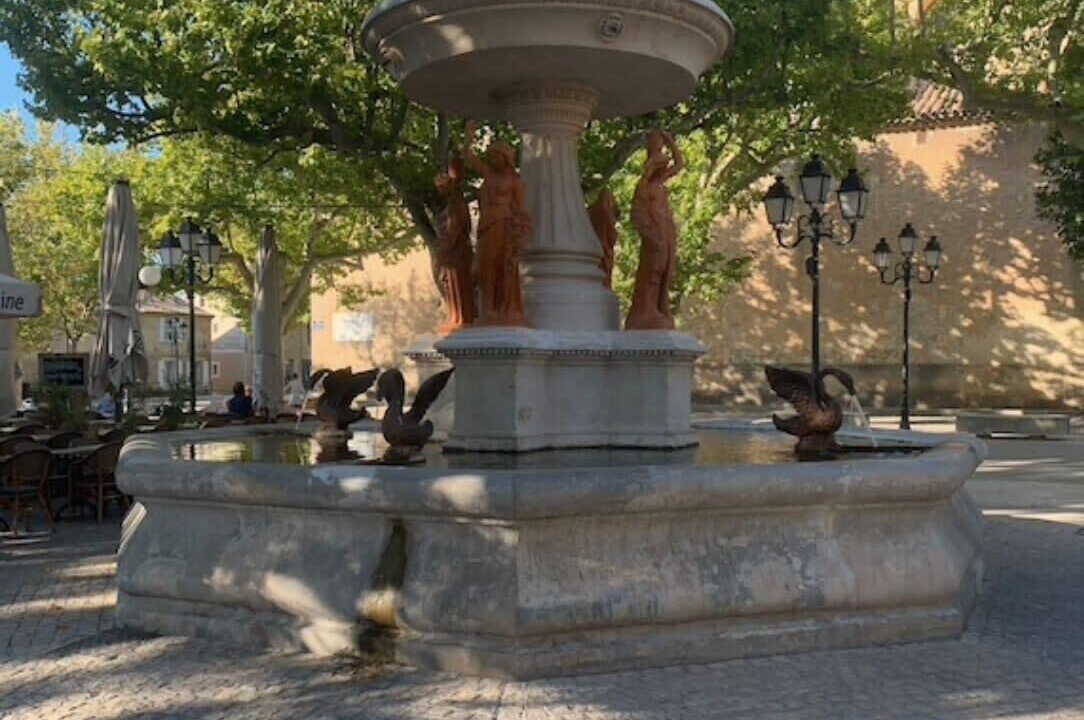 Photo of Others in Maussane