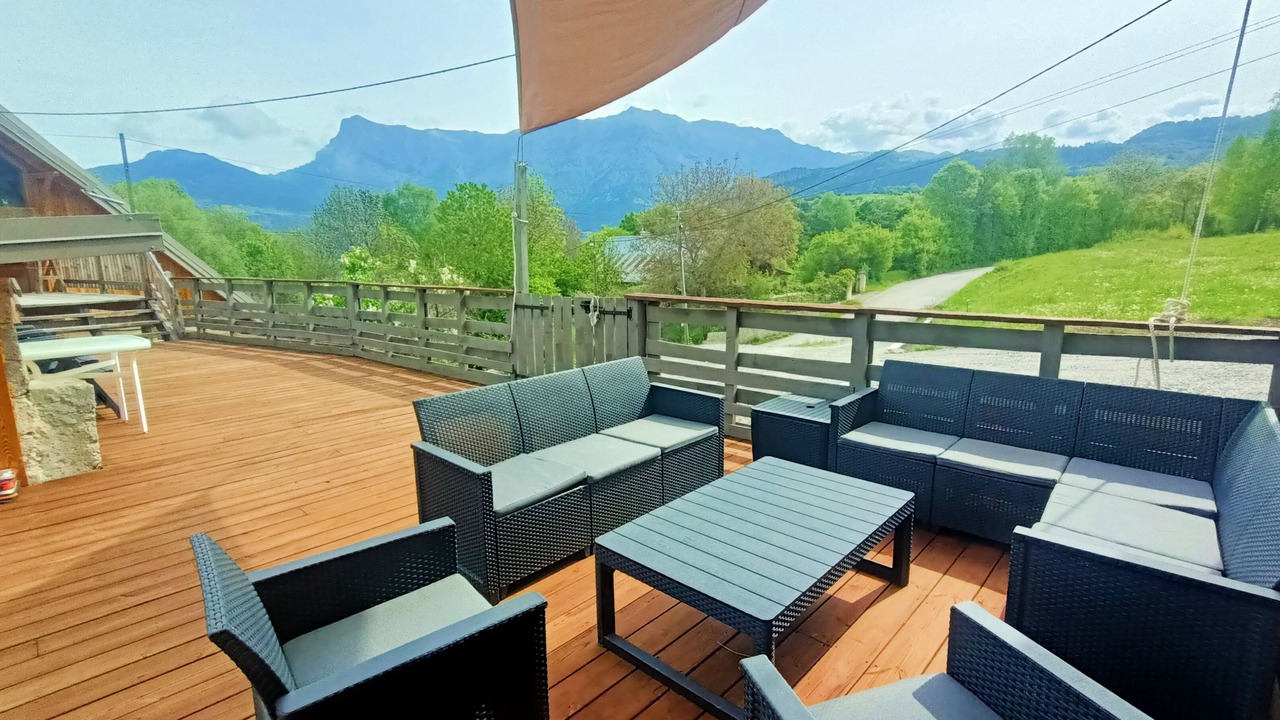 Photo of Patio Balcony in Saint-Vincent-les-Forts
