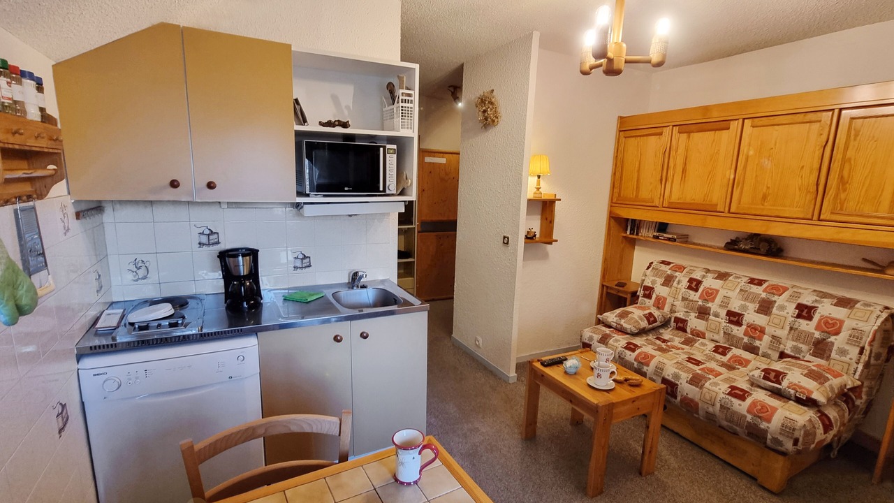 Photo of Livingroom in Saint-Leger-les-Melezes
