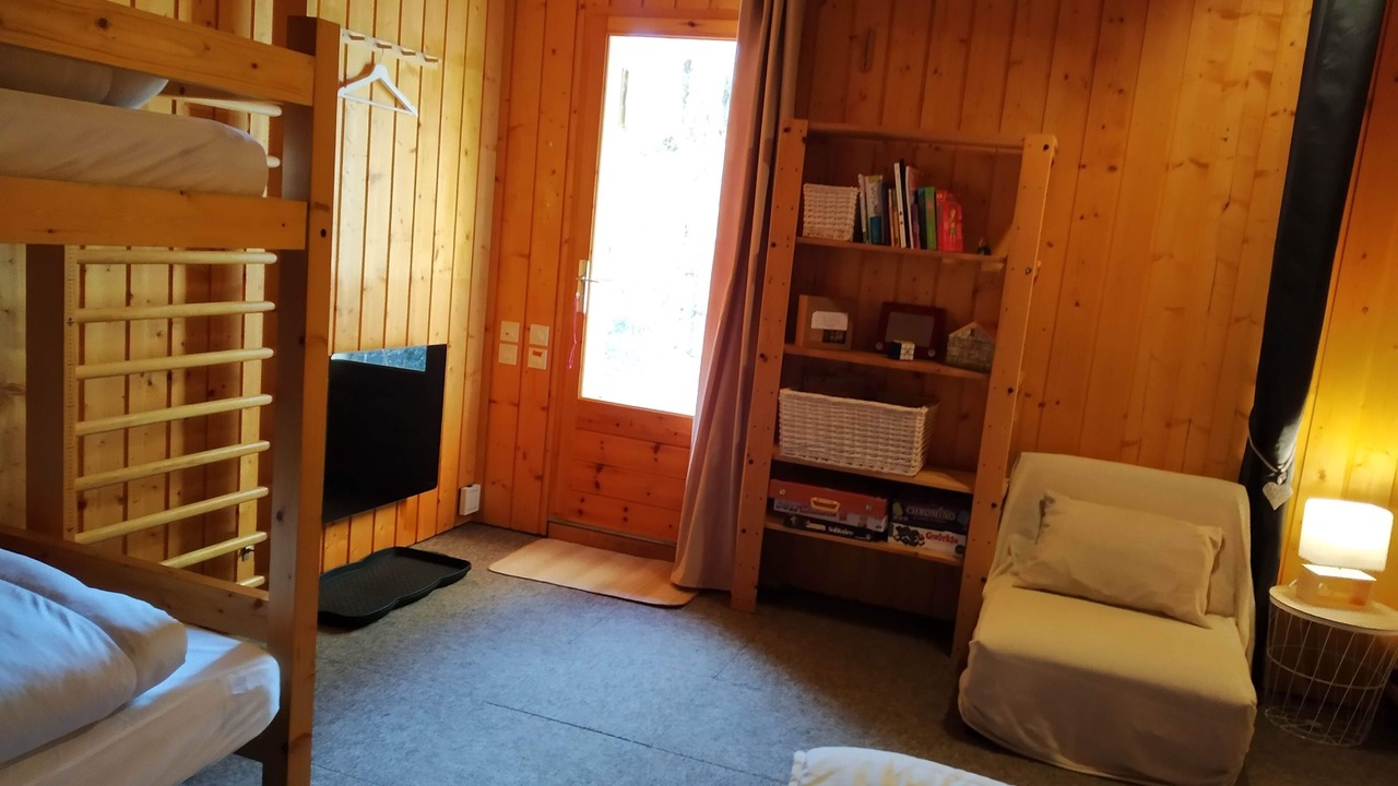 Photo of Bedroom in Allos
