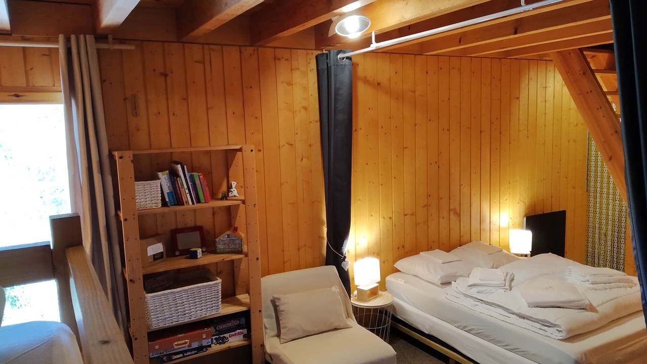 Photo of Bedroom in Allos