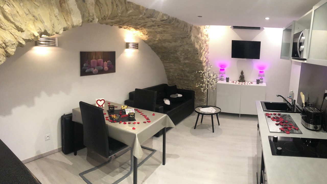 Photo of Others in Orgon