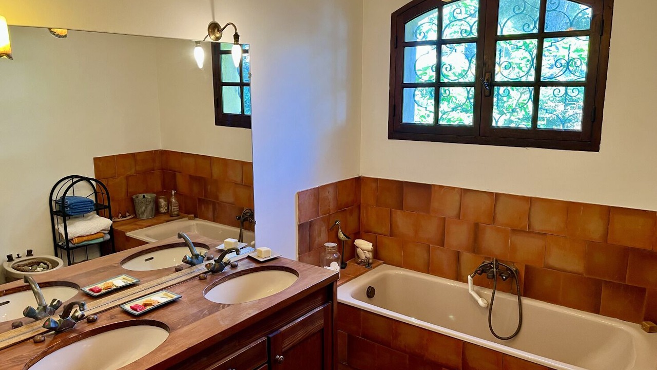 Photo of Bathroom in Carry-le-Rouet