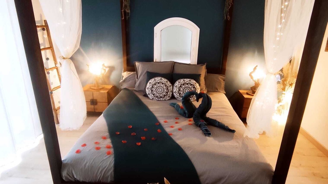 Photo of Bedroom in Cuges-les-Pins