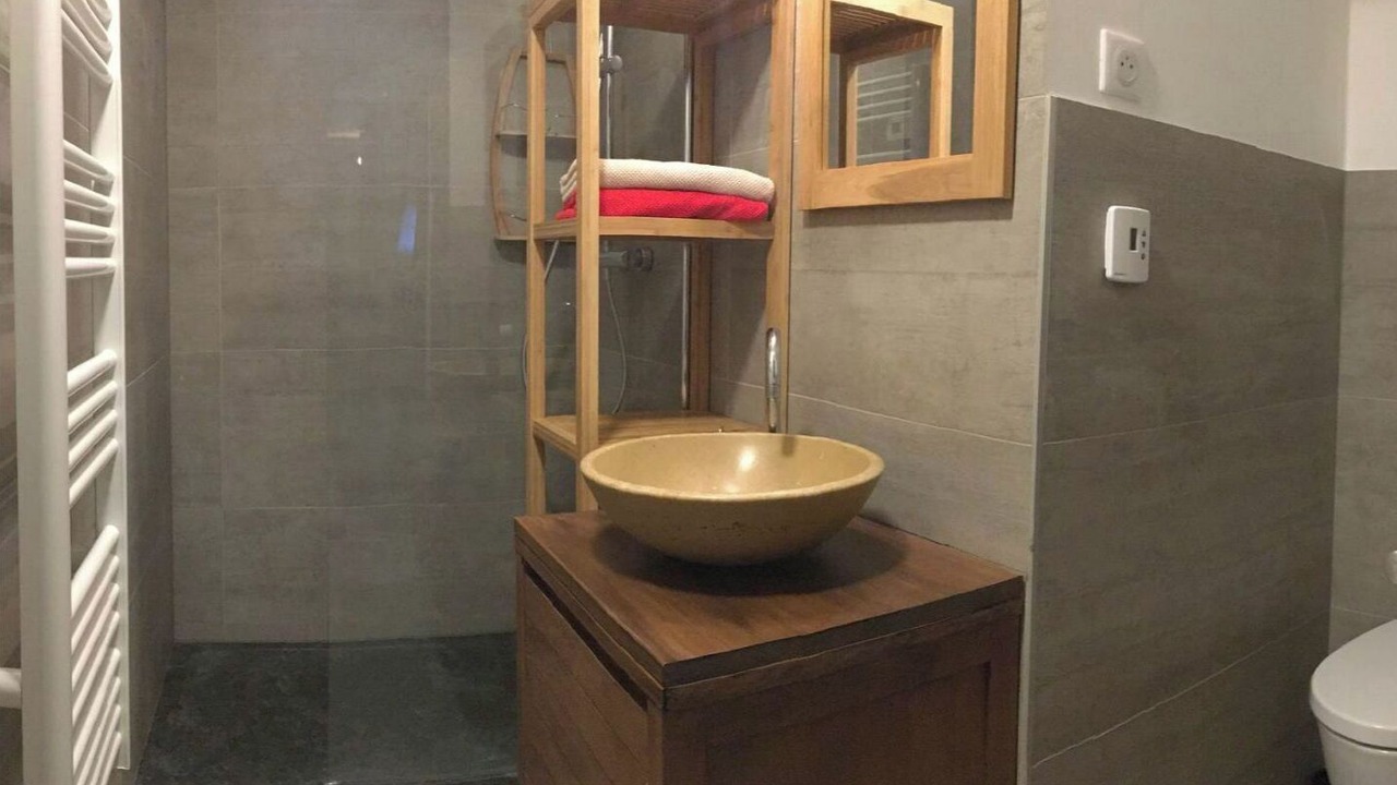 Photo of Bathroom in Vars