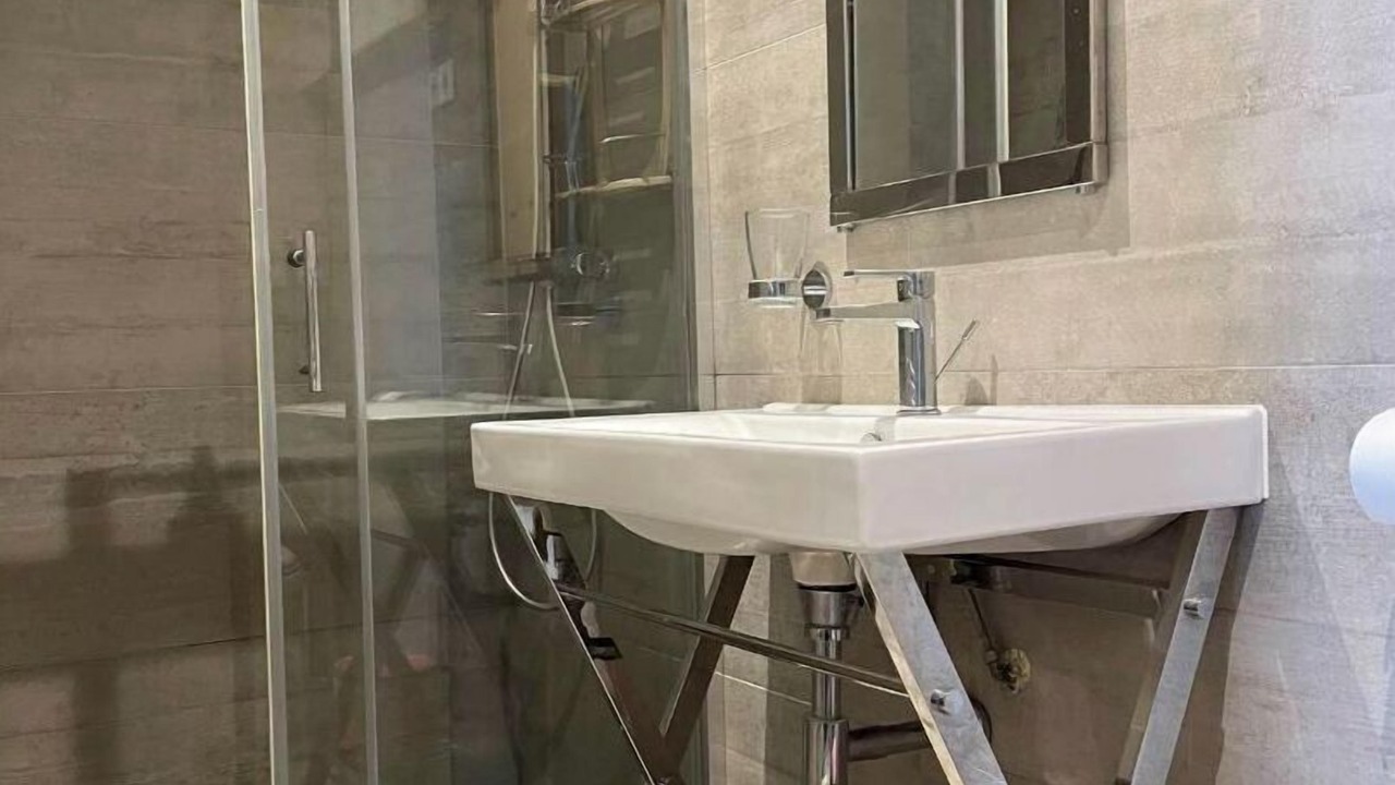 Photo of Bathroom in Vars