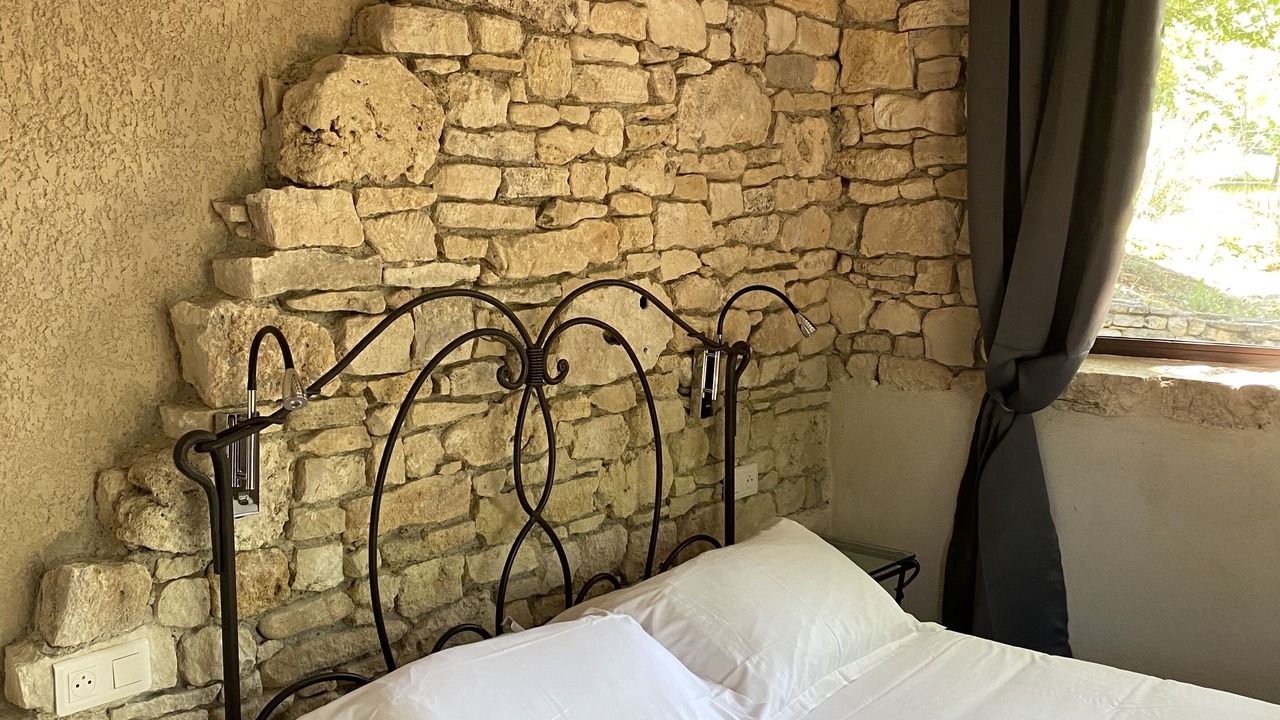 Photo of Bedroom in Saint-Martin-de-Castillon