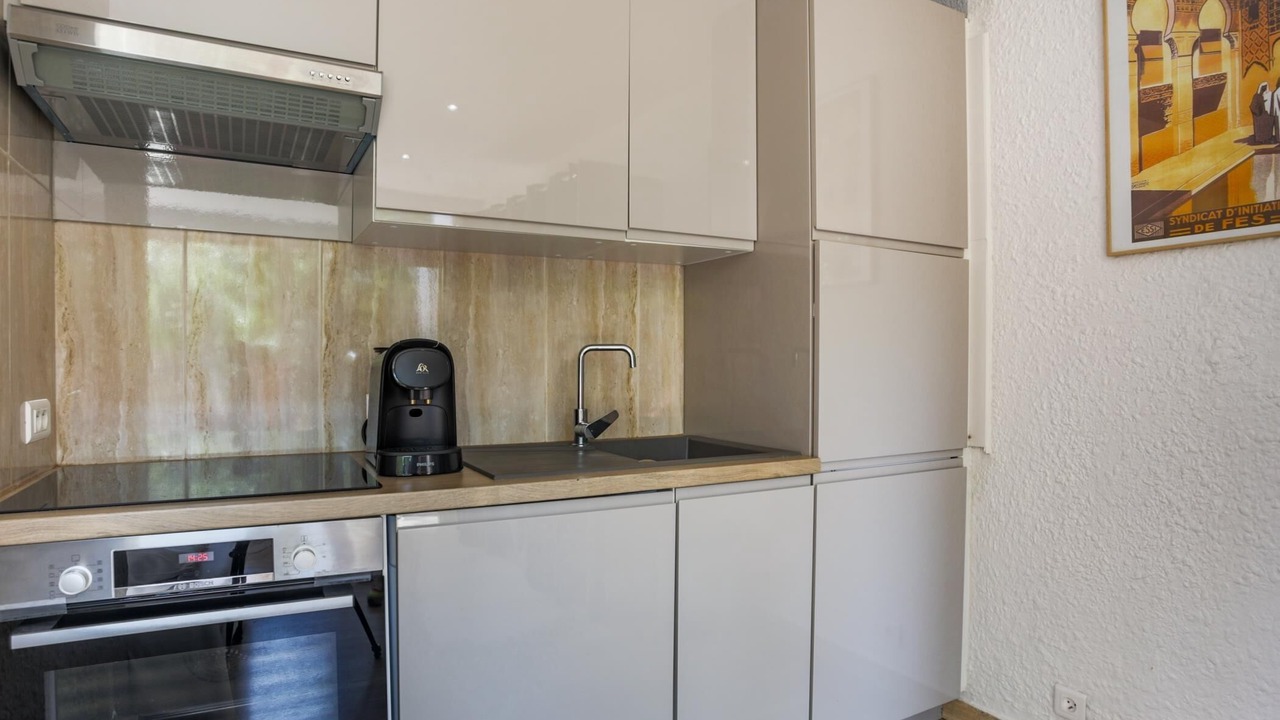 Photo of Kitchen in California - Pezou