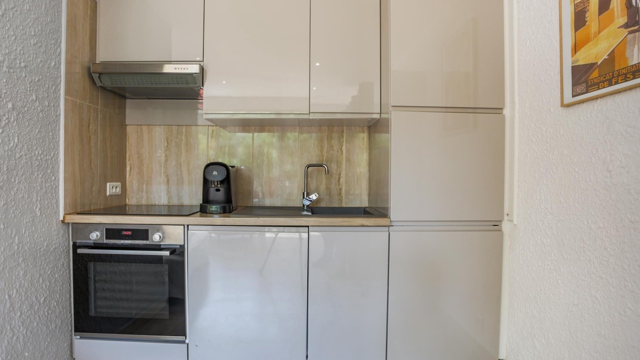 Photo of Kitchen in California - Pezou