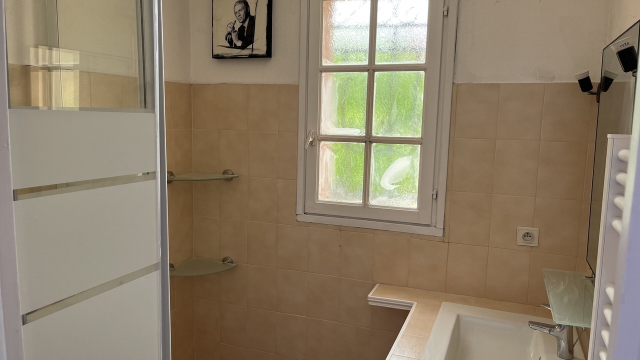 Photo of Bathroom in Antheor