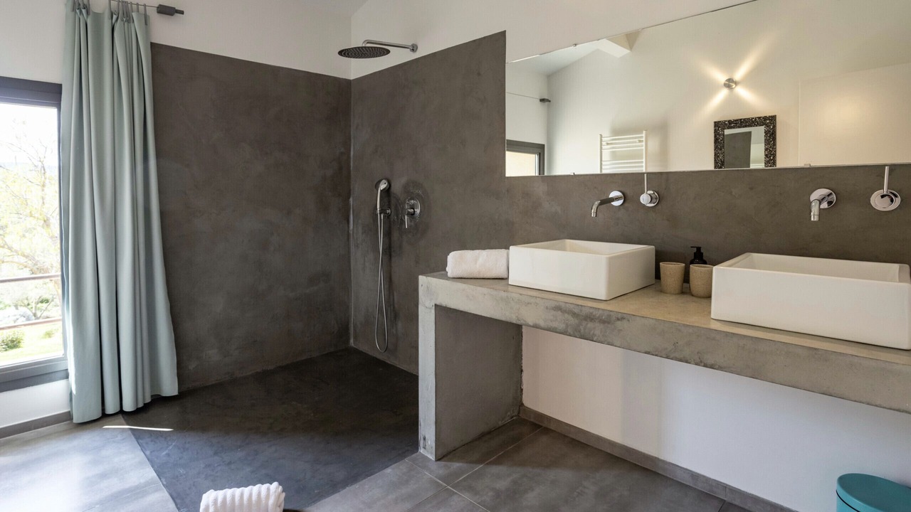 Photo of Bathroom in Hyeres