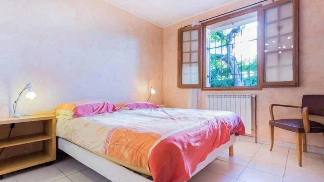 Photo of Bedroom in Roquefort-la-Bedoule