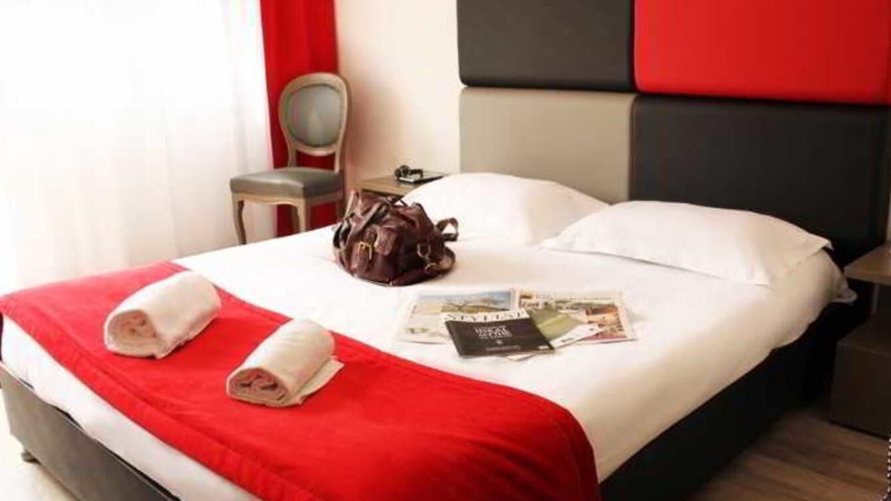 Photo of Bedroom in Eguilles