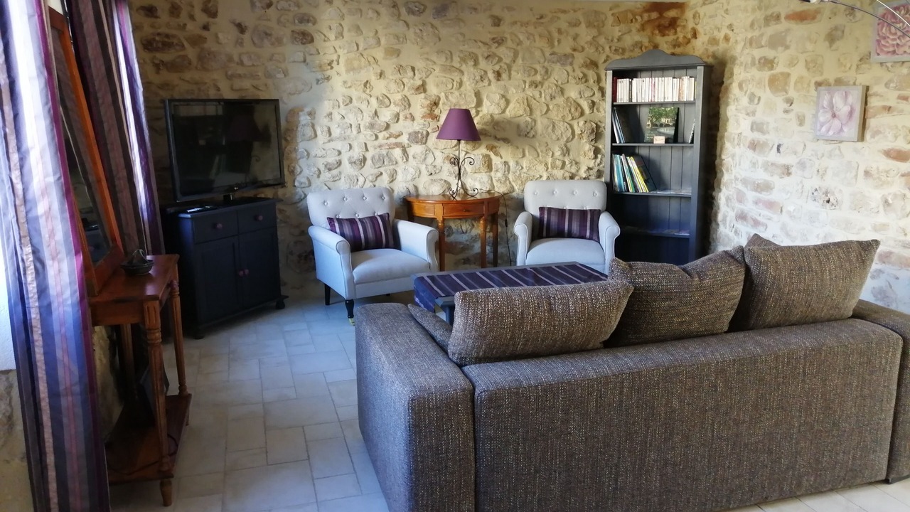 Photo of Livingroom in Bourdic