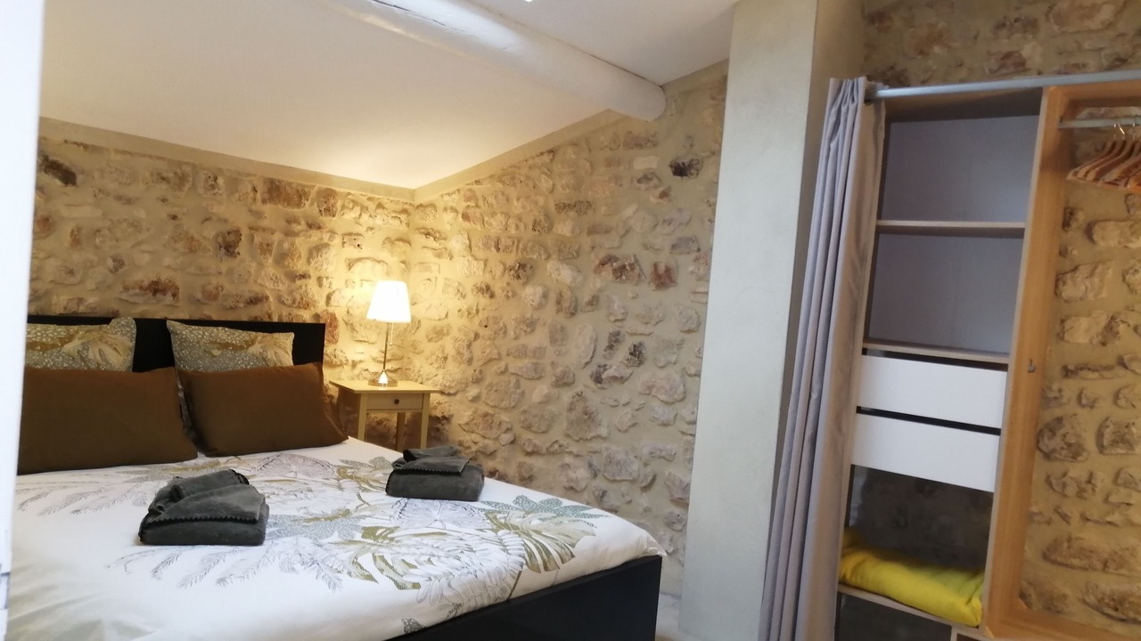 Photo of Bedroom in Bourdic