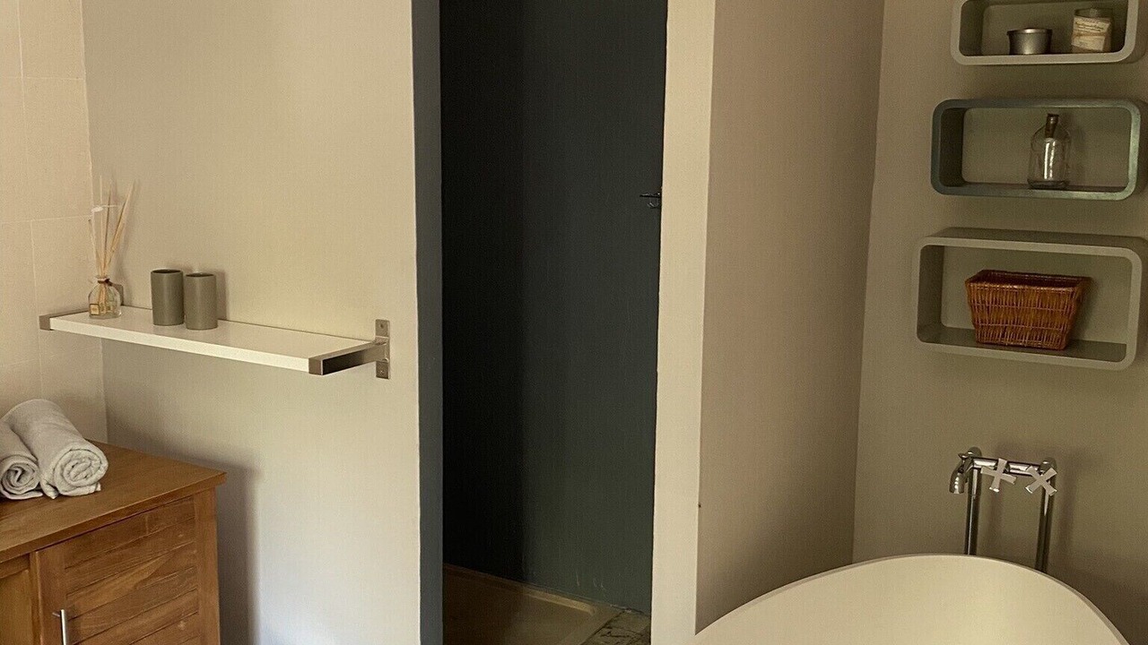 Photo of Bathroom in Eguilles