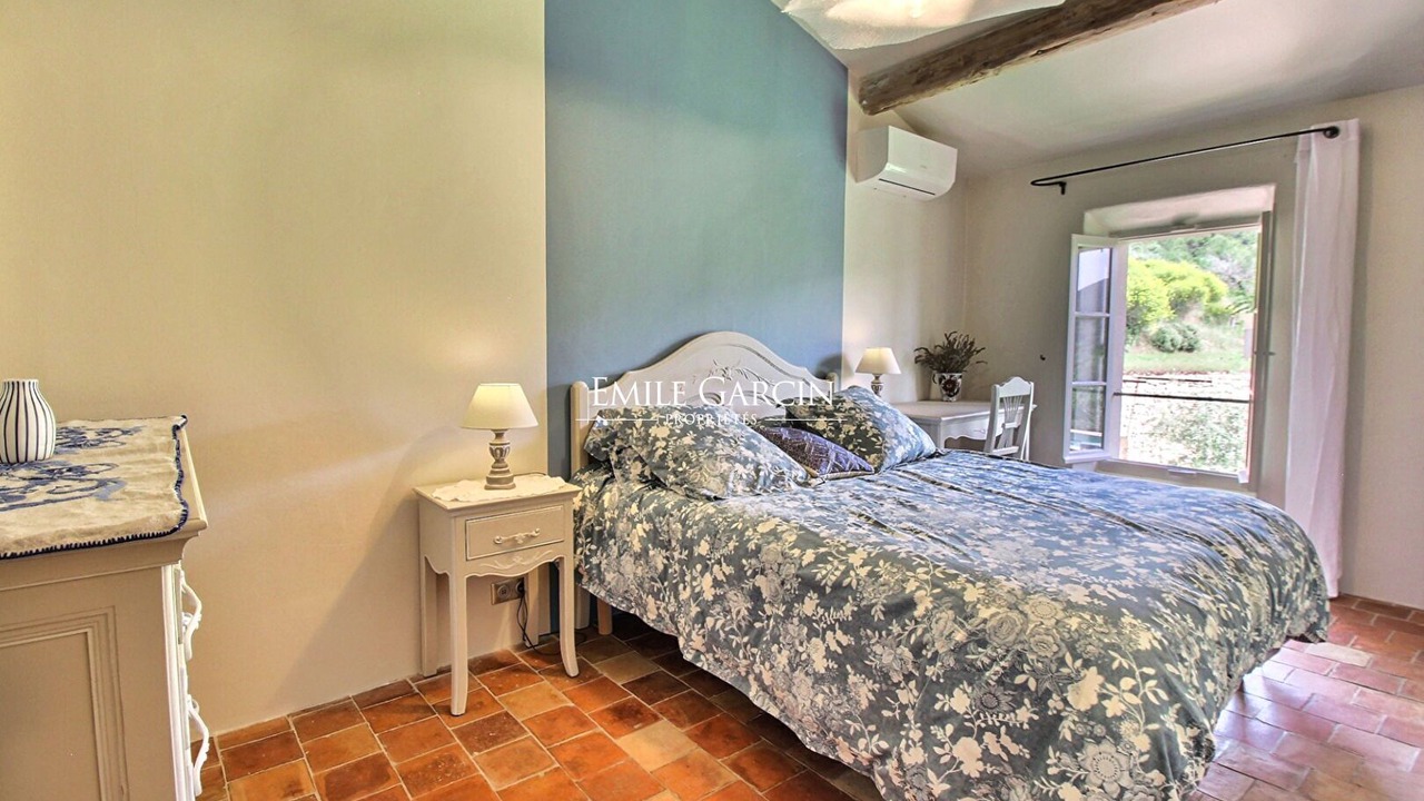 Photo of Bedroom in Cabrieres-dʼAigues
