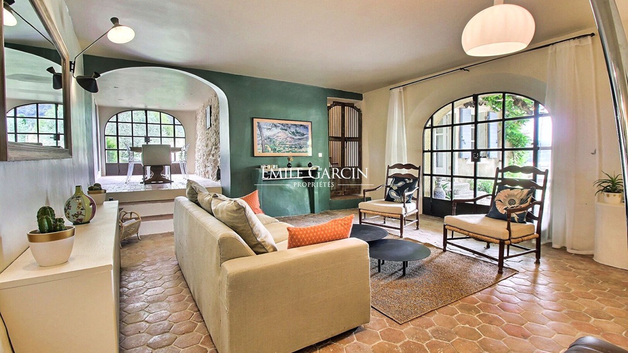 Photo of Livingroom in Cabrieres-dʼAigues