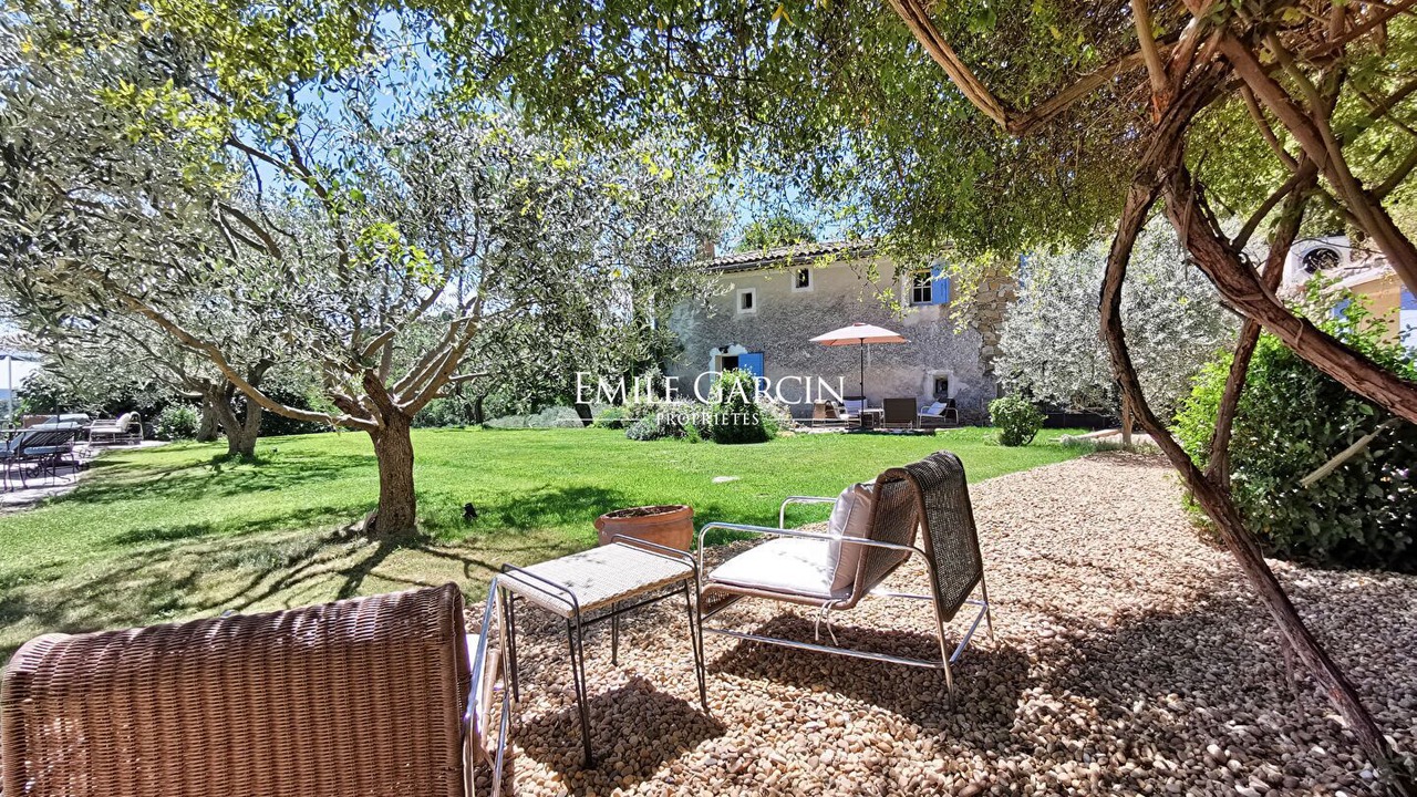 Photo of Outdoor in Cabrieres-dʼAigues