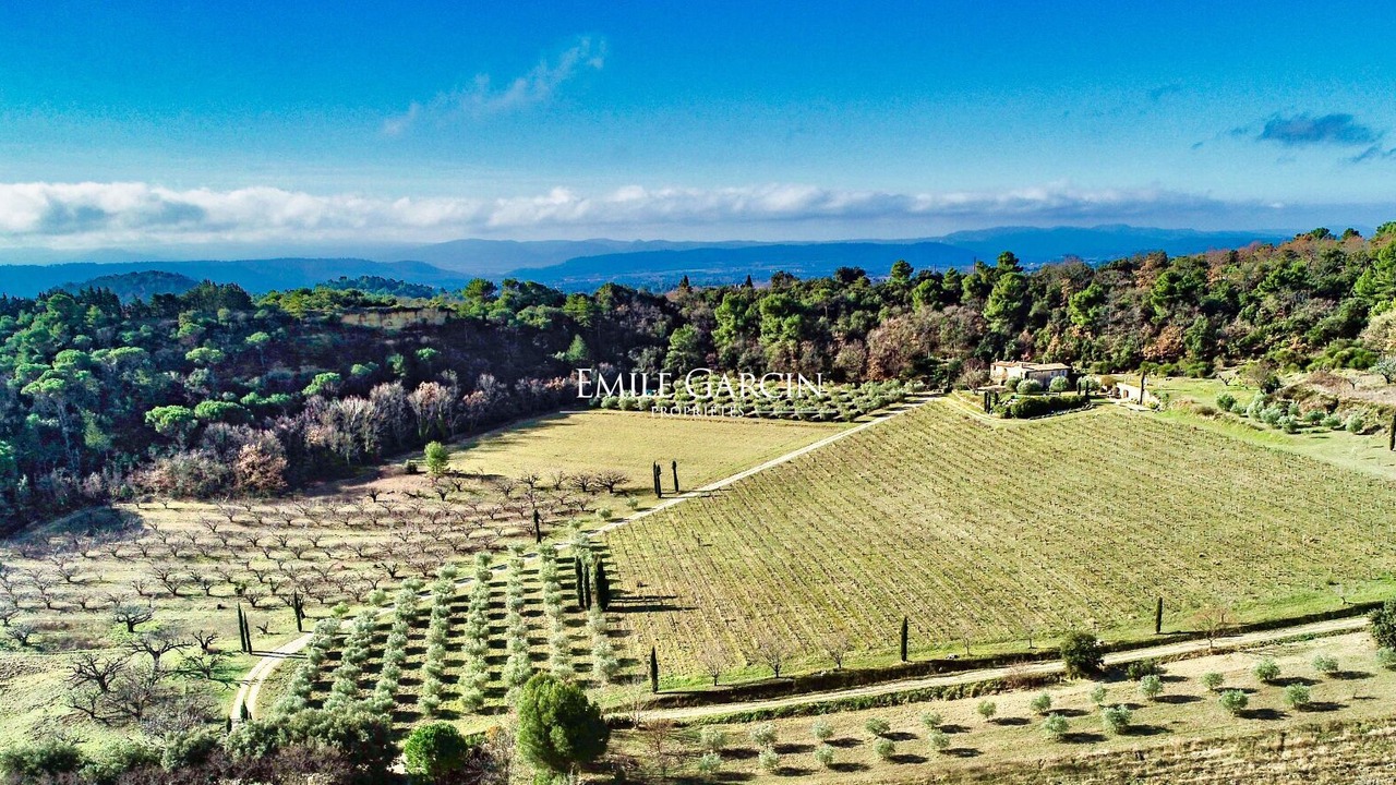 Photo of Outdoor in Cabrieres-dʼAigues