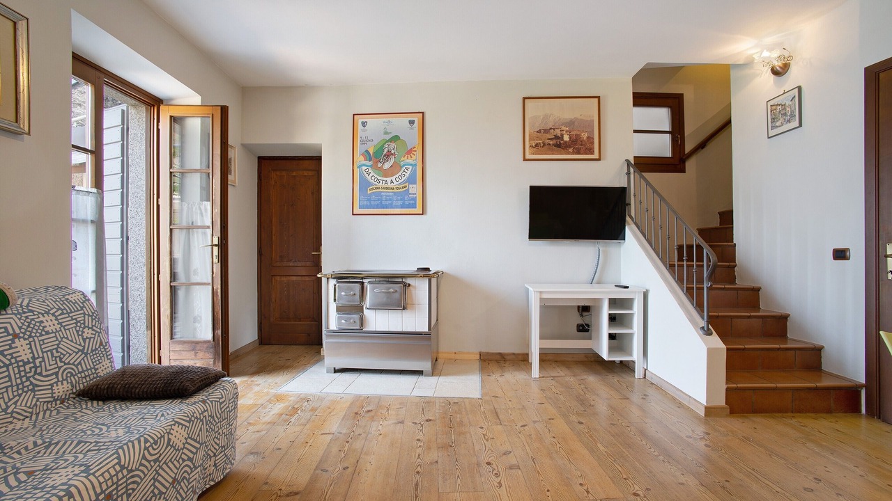 Photo of Livingroom in Tremosine
