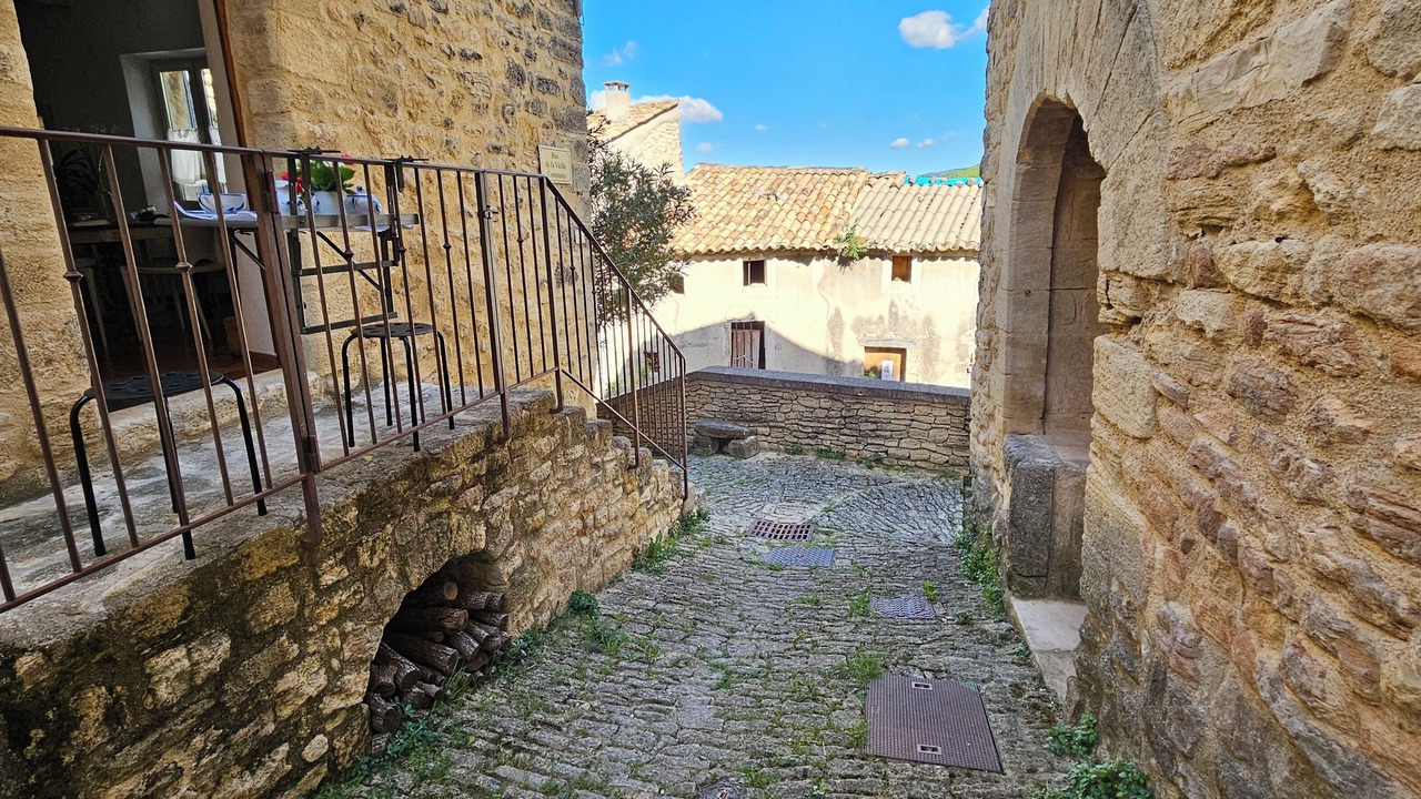 Photo of Outdoor in Castellet