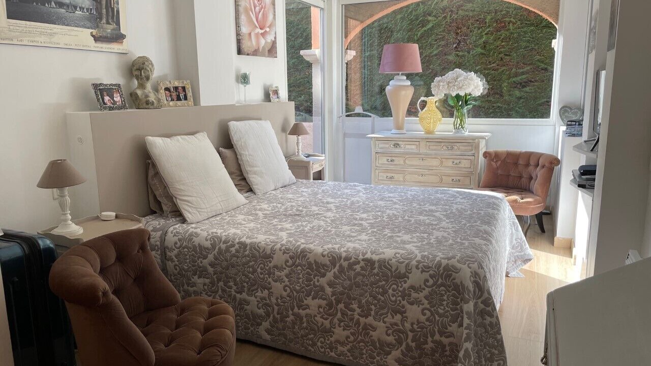 Photo of Bedroom in Saint-Tropez City Centre