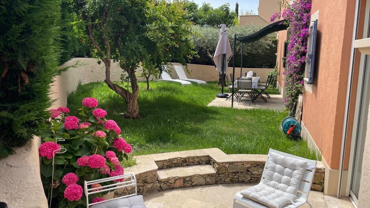 Photo of Patio Balcony in Saint-Tropez City Centre