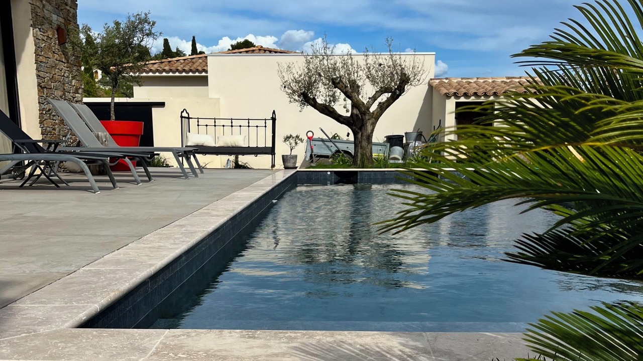 Photo of Outdoor in Eguilles