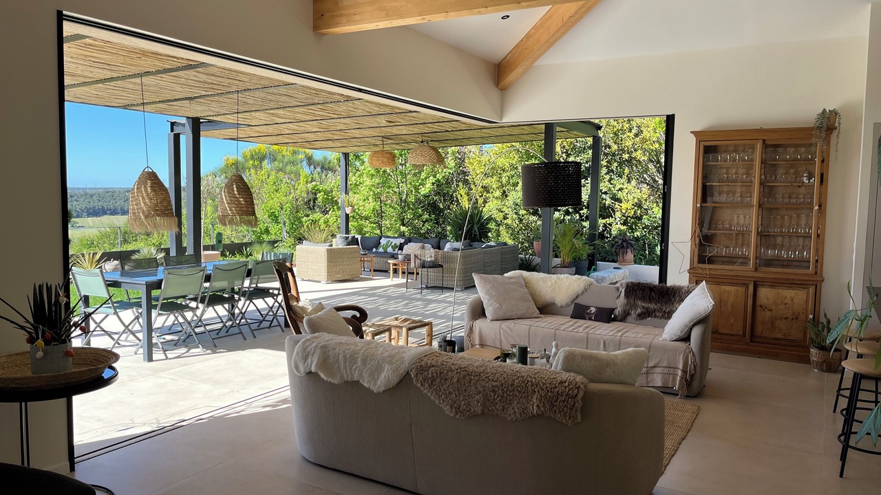 Photo of Livingroom in Eguilles