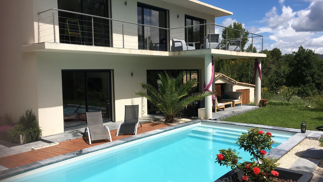 Photo of Outdoor in Pierrevert