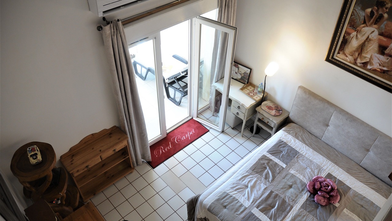 Photo of Bedroom in Saint-Aygulf