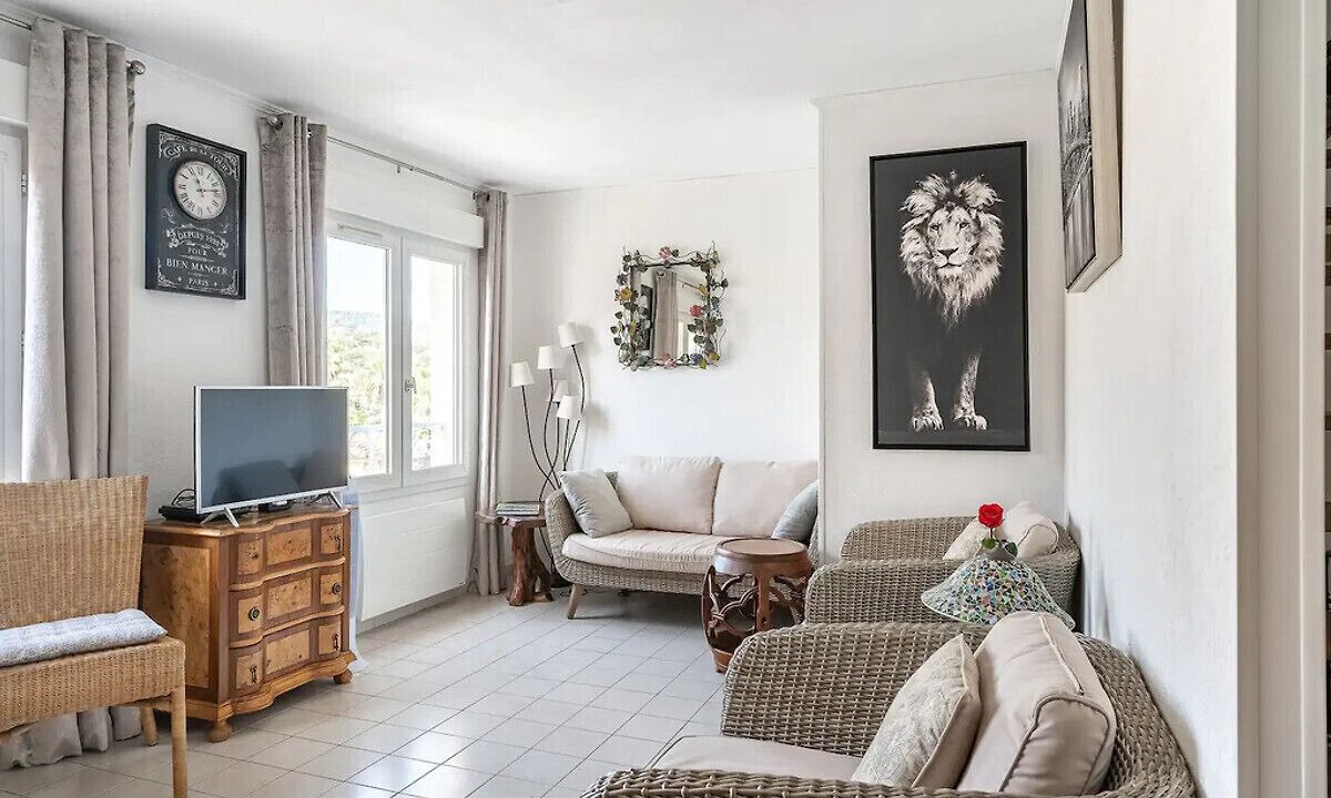Photo of Livingroom in Saint-Aygulf