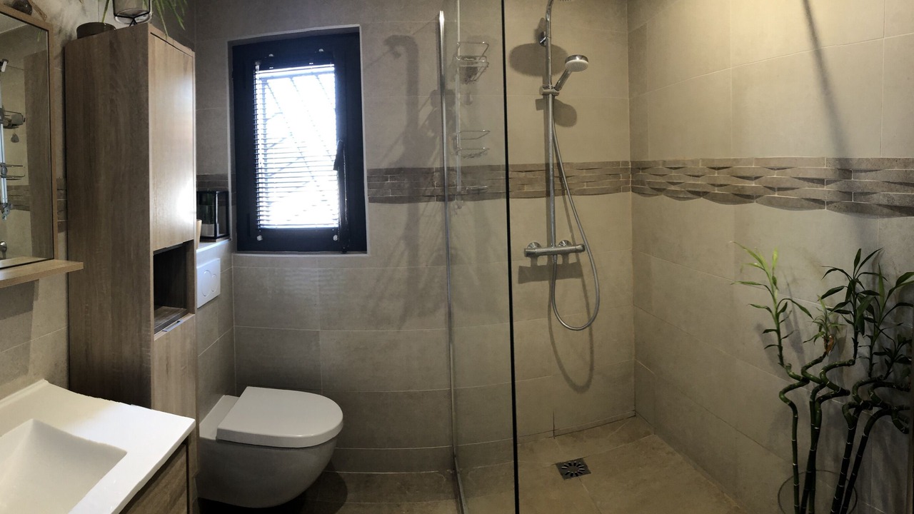 Photo of Bathroom in Gemenos