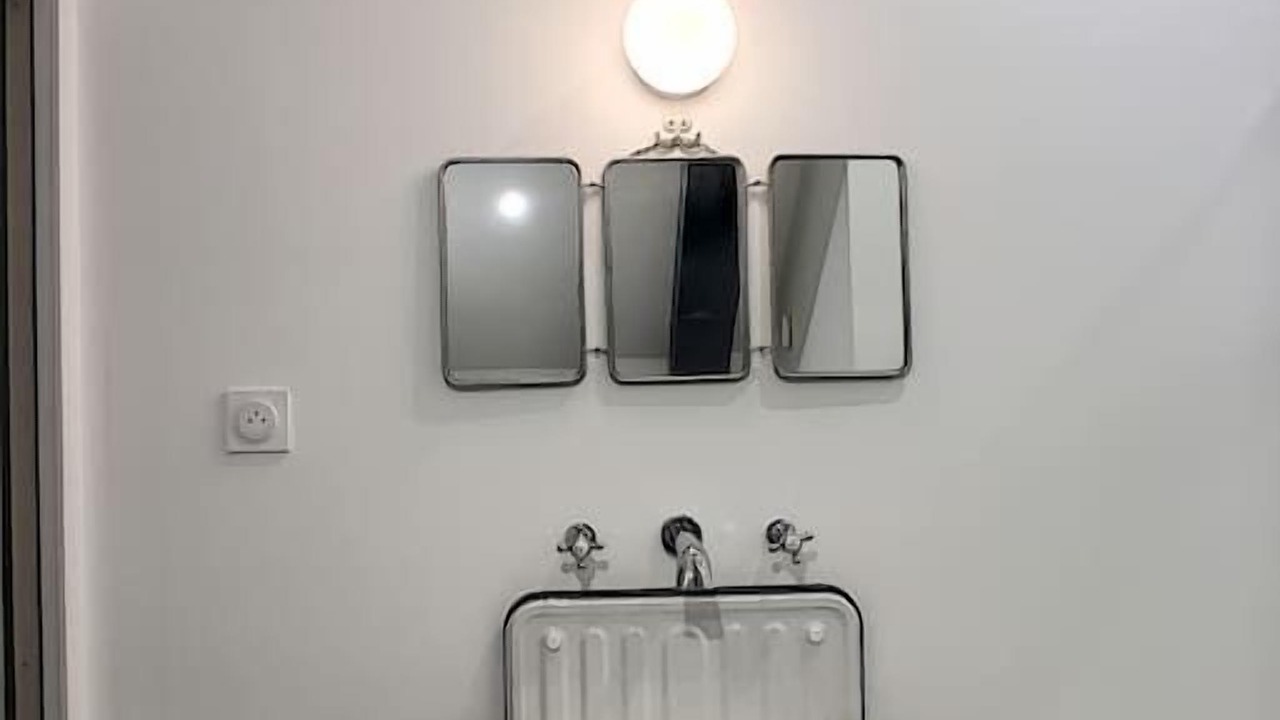 Photo of Bathroom in Avignon City Centre