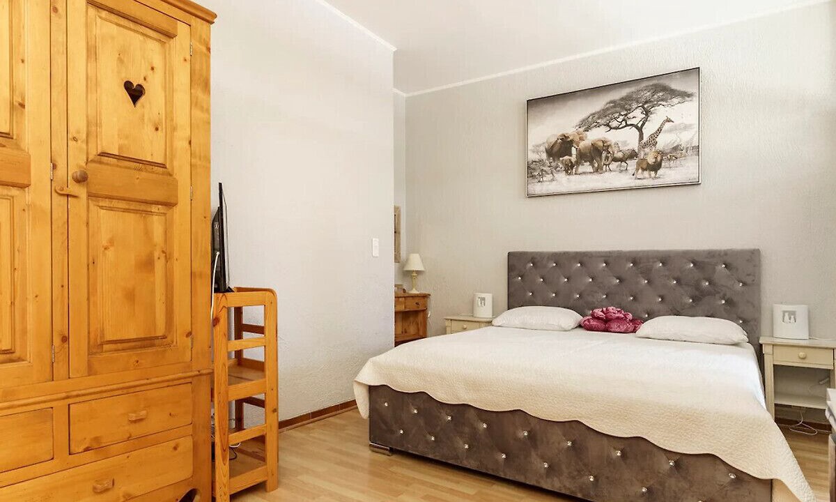Photo of Bedroom in Saint-Aygulf