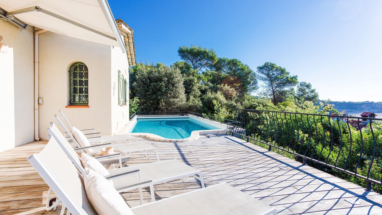 Photo of Others in Roquefort-les-Pins
