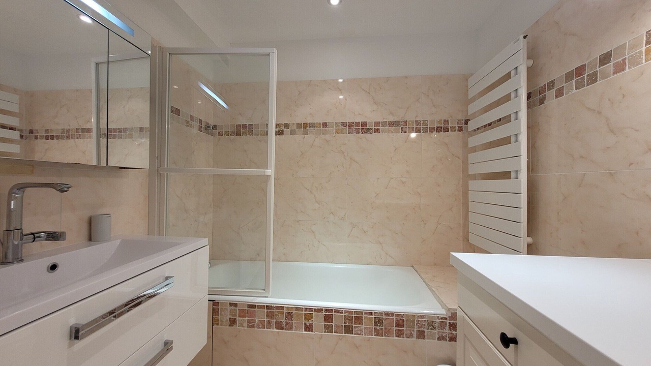 Photo of Bathroom in Pra Loup