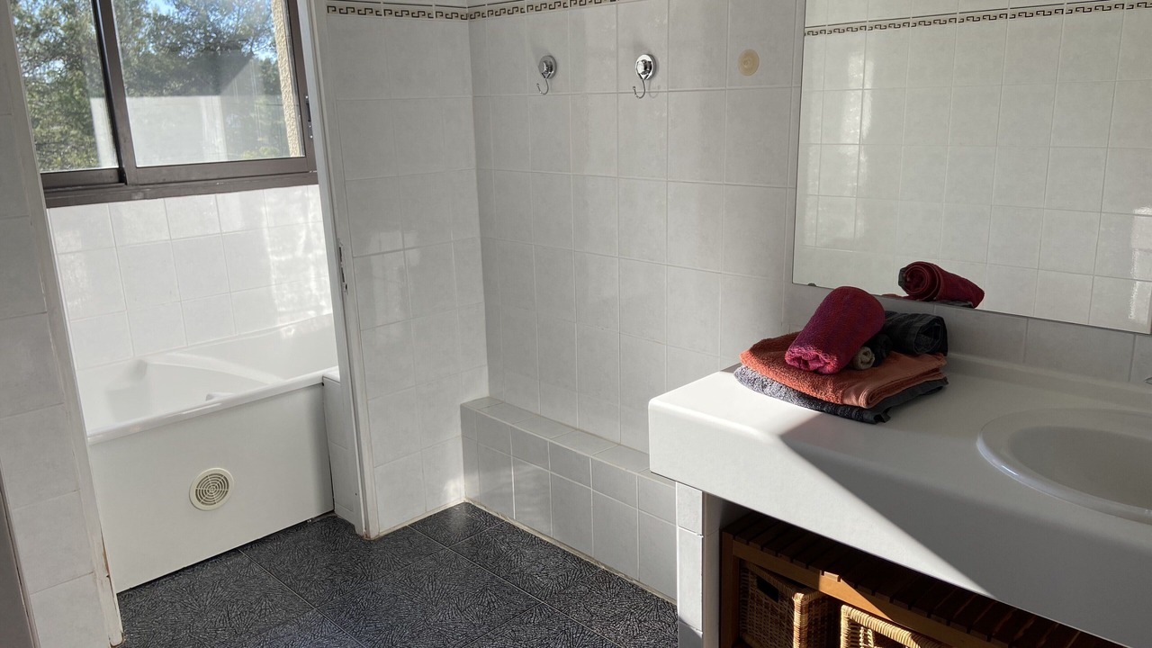 Photo of Bathroom in Saint-Gely-du-Fesc