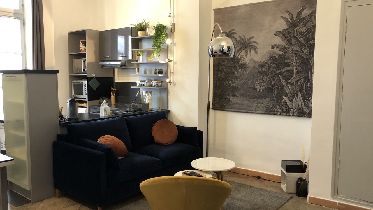 Photo of Livingroom in Nimes City Centre