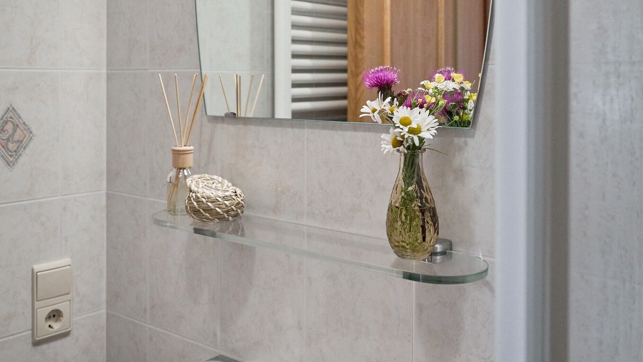 Photo of Bathroom in Racines